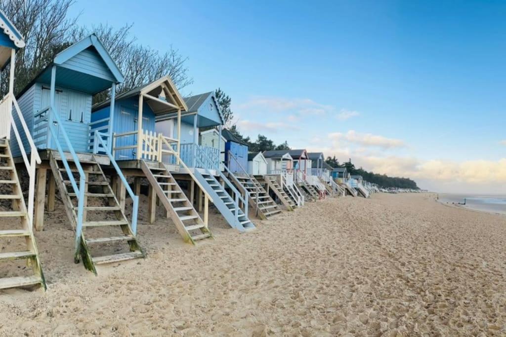 New! Blakeney. Harbour View ブレイクニー エクステリア 写真